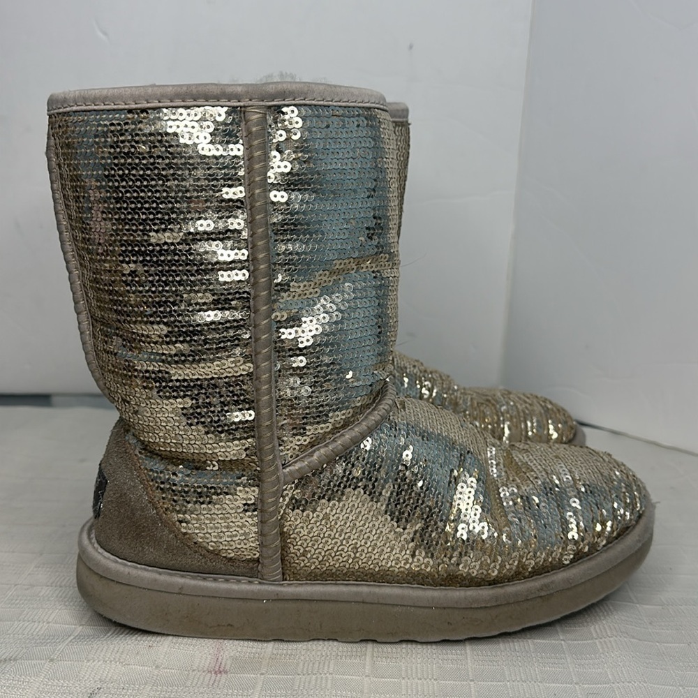 Ugg Classic Short Sequin Gold Glitter Sparkle Boots 3161 - Picture 2 of 10
